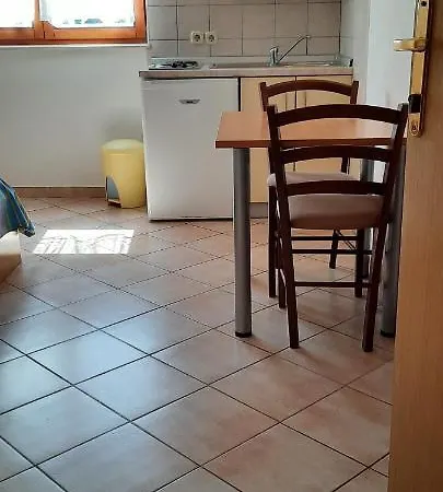 Dada *
