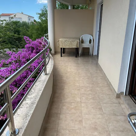 Dada Apartamento Turanj