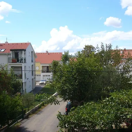 Apartamento Dada Turanj