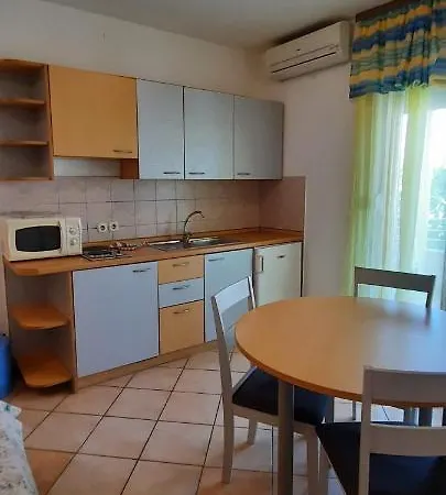 Dada Apartment *