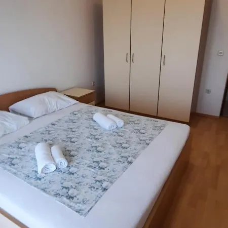 Apartment Dada Turanj