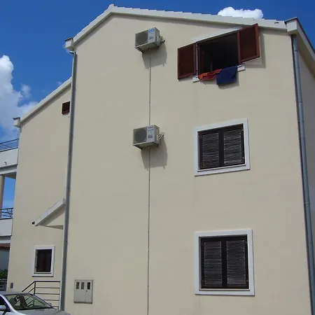Apartment Dada